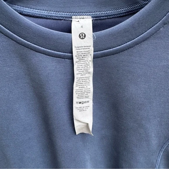 Lululemon Gathered Softstreme Tshirt - Picture 7 of 7